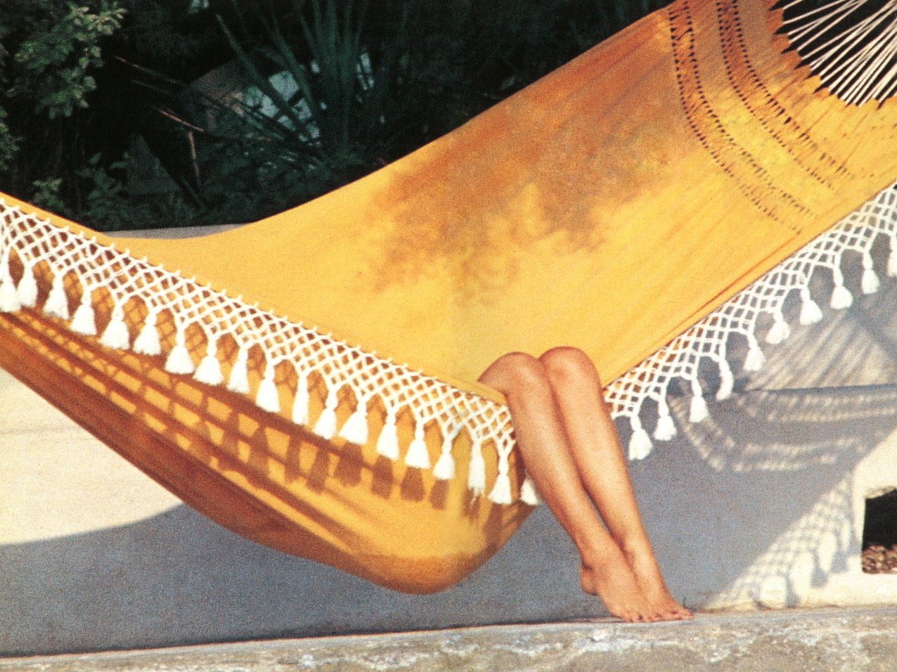 slim aarons poolside gossip series photographed in palm springs