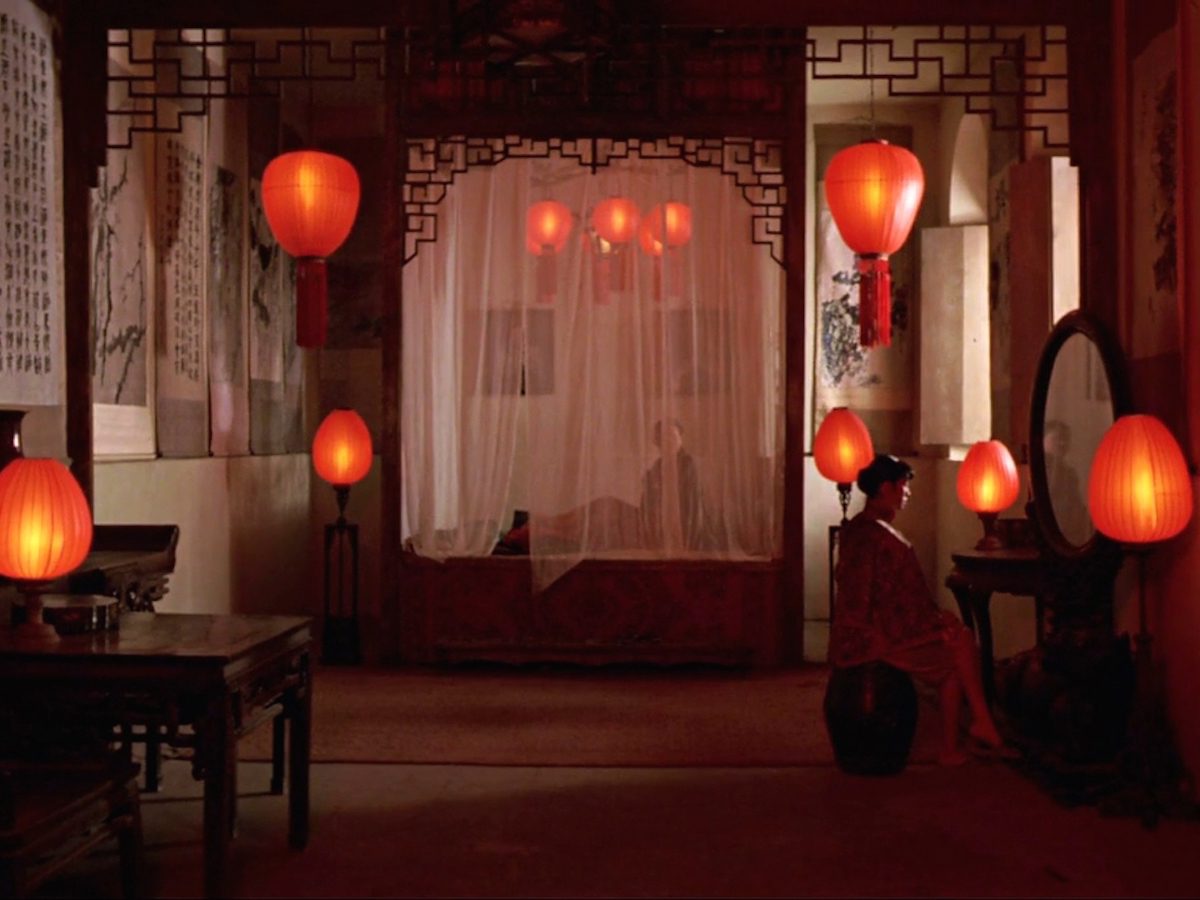 raise the red lantern chinese film still 1991, hello from shanghai, vickiarcher.com
